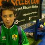 Avviciniamo Claudio, 10 anni, che sta aspettando di entrare sul rettangolo di gioco. �Il mio mito � Pel� � dichiara �, ma non punto a diventare un calciatore. Per me il pallone rimane solo puro divertimento�